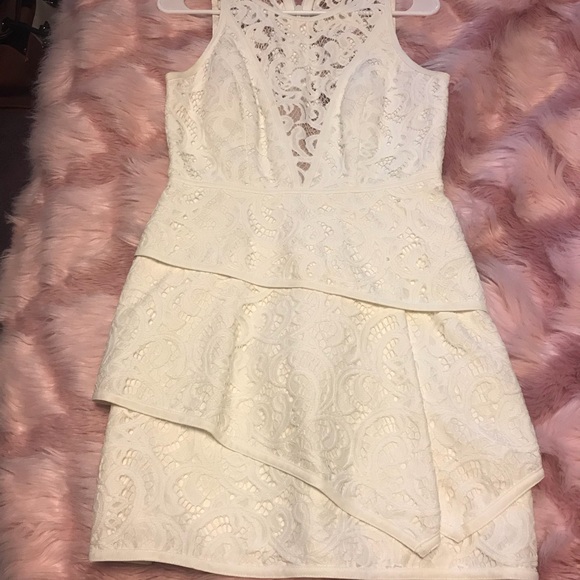 White floral dress - Picture 2 of 4